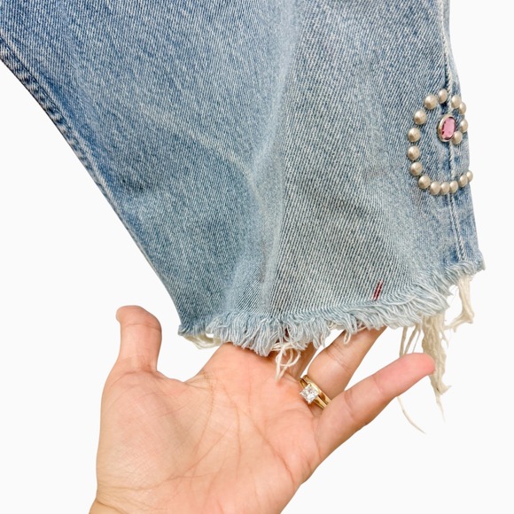 Riley Vintage Embellished Denim Jean Shorts Beaded Bandana Patches Raw Hem Large - Picture 4 of 12